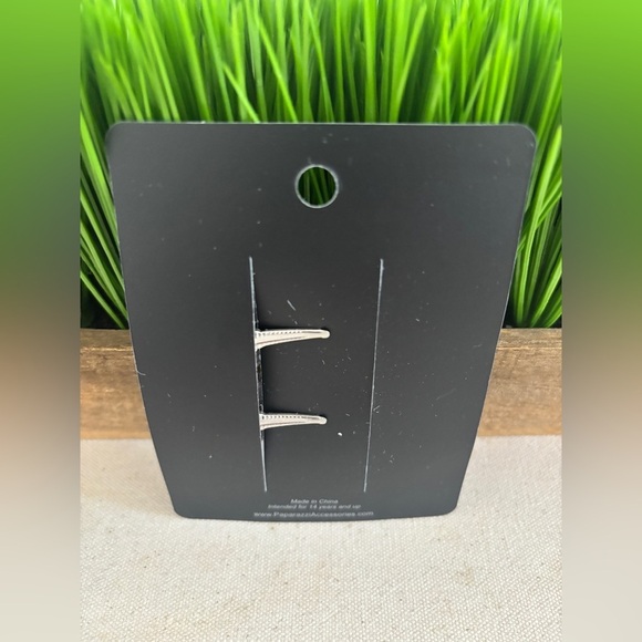 Paparazzi Sparkle Hair Bow Accessory - Picture 4 of 4